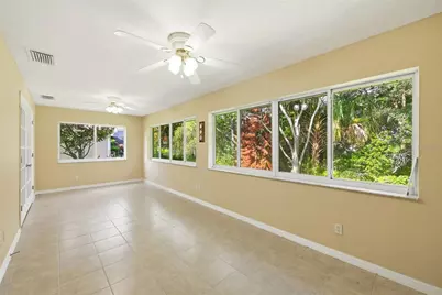 5351 Aurora Drive, Leesburg, FL 34748 - Photo 11