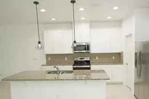 81 Mayo Ct, Oviedo, FL 32765 - Photo 7