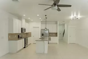 81 Mayo Ct, Oviedo, FL 32765 - Photo 5