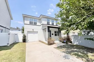 907 Randall St, Orlando, FL 32805 - Photo 1