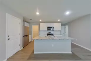 8584 SW 43rd Ter, Ocala, FL 34476 - Photo 3
