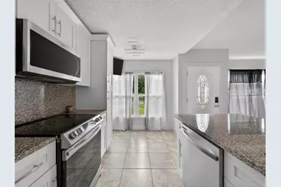 610 Jaguar Court, Kissimmee, FL 34759 - Photo 9