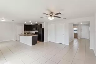 6547 Baikal Pl, Lakeland, FL 33805 - Photo 11