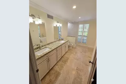 411 72nd Street S, Saint Petersburg, FL 33707 - Photo 31