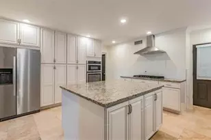 411 72nd St S, Saint Petersburg, FL 33707 - Photo 27