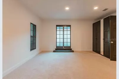411 72nd Street S, Saint Petersburg, FL 33707 - Photo 39