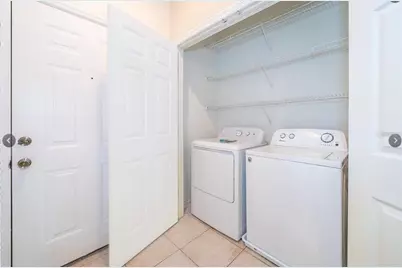 7135 Yacht Basin Avenue #236, Orlando, FL 32835 - Photo 3