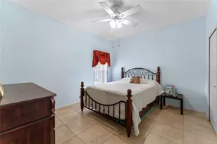 323 Alegriano Ct, Kissimmee, FL 34758 - Photo 33