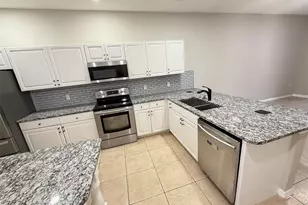 3421 Home Town Ln, Saint Cloud, FL 34769 - Photo 3