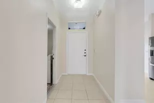 8055 King Palm Cir, Kissimmee, FL 34747 - Photo 5