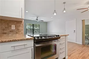 136 W America St, Orlando, FL 32801 - Photo 11