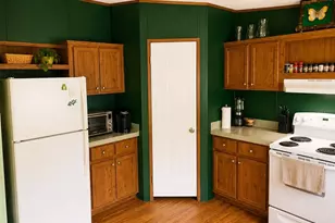 45541 Pennsylvania St, Paisley, FL 32767 - Photo 9
