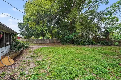 110 N Jupiter Avenue, Clearwater, FL 33755 - Photo 15