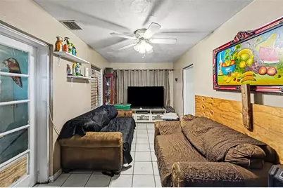 110 N Jupiter Avenue, Clearwater, FL 33755 - Photo 3