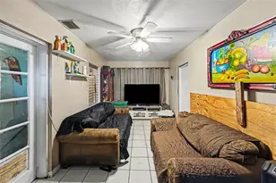 110 N Jupiter Ave, Clearwater, FL 33755 - Photo 3