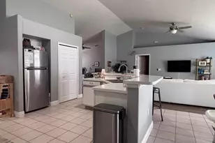1004 Chateau Cir, Minneola, FL 34715 - Photo 19