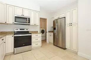 9110 Palm Tree Dr, Windermere, FL 34786 - Photo 15