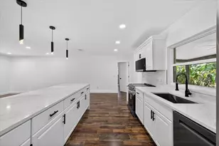 56 Bay Woods Dr, Safety Harbor, FL 34695 - Photo 11