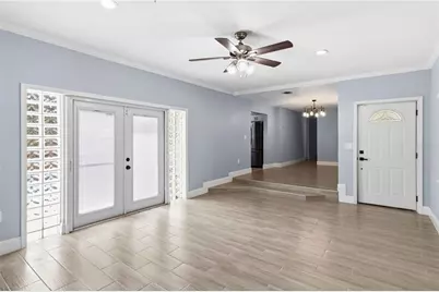 4001 Arkansas Avenue NE, Saint Petersburg, FL 33703 - Photo 5