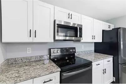 4001 Arkansas Avenue NE, Saint Petersburg, FL 33703 - Photo 11