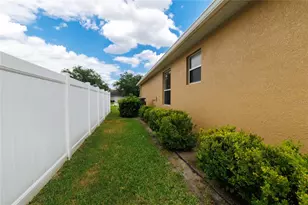 1520 Mistflower Ln, Winter Garden, FL 34787 - Photo 9