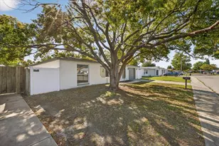 10028 Vineyard Ln, Port Richey, FL 34668 - Photo 5