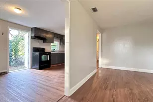 1203 Parkwood Ave, Groveland, FL 34736 - Photo 5