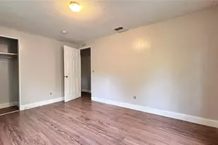 1203 Parkwood Ave, Groveland, FL 34736 - Photo 9