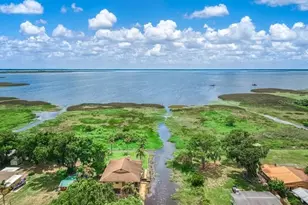221 Speckled Perch Point, Lorida, FL 33857 - Photo 9