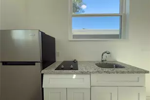 401 E Columbus Dr, Tampa, FL 33602 - Photo 3