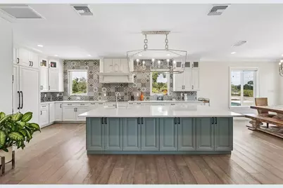 501 40th Avenue NE, Saint Petersburg, FL 33703 - Photo 13