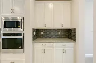 9648 Lost Creek Dr, Winter Garden, FL 34787 - Photo 7