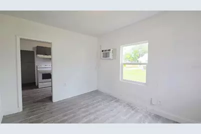 513 Lincoln Avenue, Lake Wales, FL 33853 - Photo 9