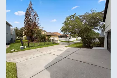 3379 Morelyn Crest Circle, Orlando, FL 32828 - Photo 31