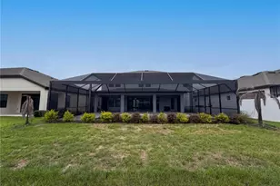 13176 Twin Bridges Dr, Riverview, FL 33579 - Photo 5