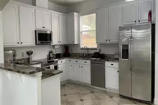 5198 Adair Oak Dr, Orlando, FL 32829 - Photo 5