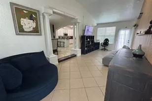 5198 Adair Oak Dr, Orlando, FL 32829 - Photo 9