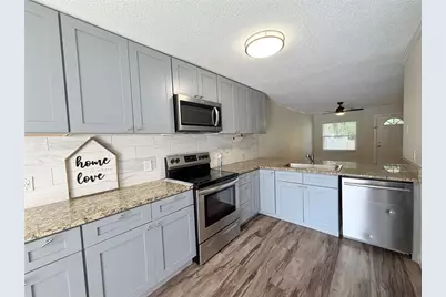 1128 Sophie Boulevard, Orlando, FL 32828 - Photo 9