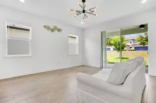 9481 Emerald Berry Dr, Winter Garden, FL 34787 - Photo 3