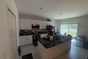 14035 Canyon Swallow Rd, Weeki Wachee, FL 34614 - Photo 9