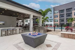 8925 77th Terrace E, Lakewood Ranch, FL 34202 - Photo 9