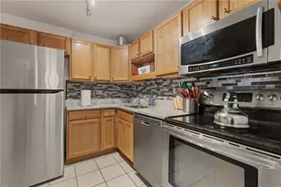 6031 Scotchwood Glen, Orlando, FL 32822 - Photo 9