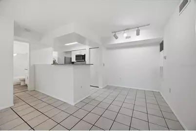 3032 Parkway Boulevard #307, Kissimmee, FL 34747 - Photo 3