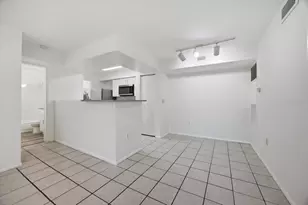 3032 Parkway Blvd, Kissimmee, FL 34747 - Photo 3