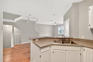 2847 Shadow View Cir, Maitland, FL 32751 - Photo 9