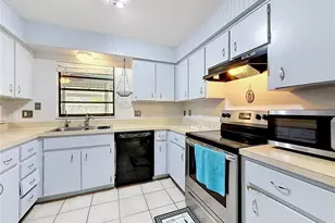 2908 Bridgegate Ct, Orlando, FL 32822 - Photo 9