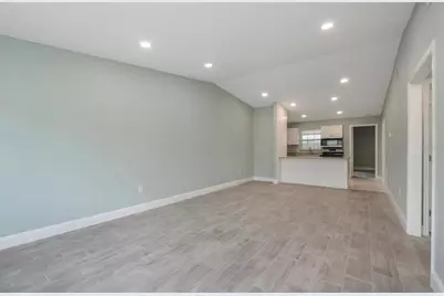 1184 Woodman Way, Orlando, FL 32818 - Photo 3