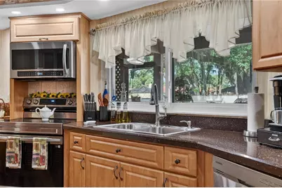 4922 Briar Oaks Circle, Orlando, FL 32808 - Photo 15