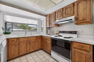 151 White Oak Cir, Maitland, FL 32751 - Photo 9