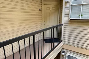 1964 Lake Atriums Cir, Orlando, FL 32839 - Photo 5